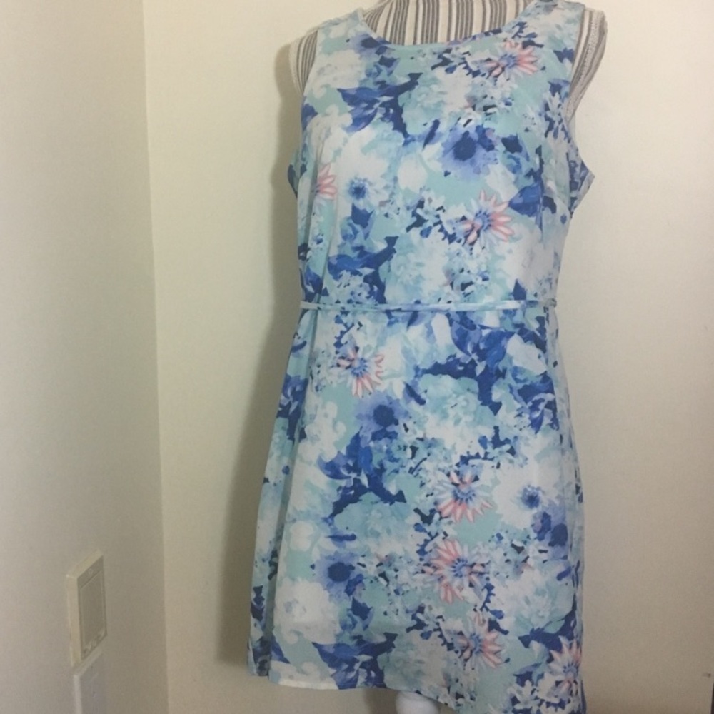 Charlotte Russe Blue Floral Dress With Lace Back